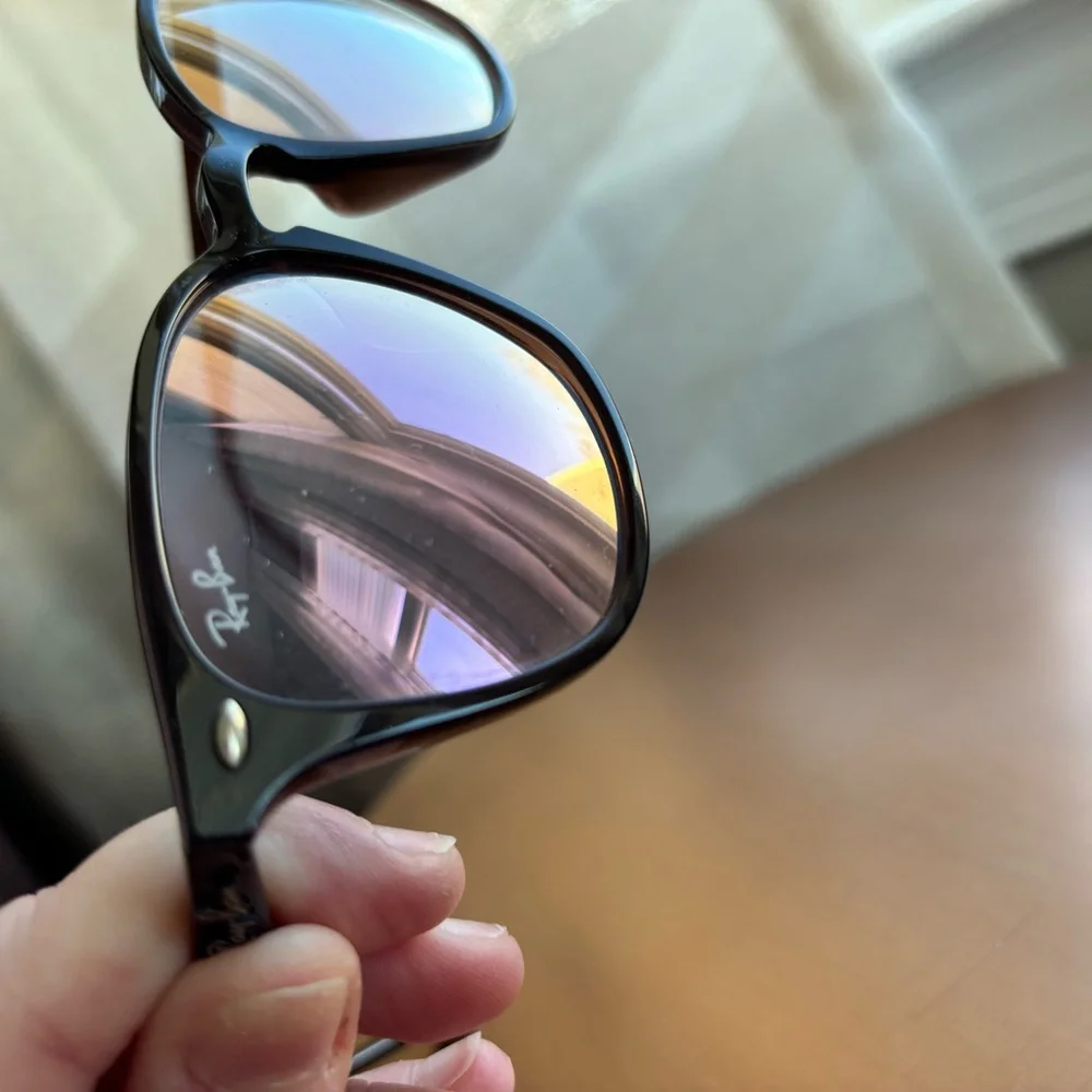 Ray-Ban Black Sunglasses RB 4258